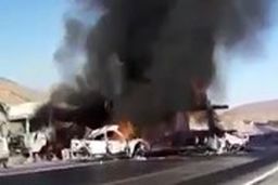 قاچاق سوخت دو پژو ۴۰۵ را خاکستر کرد