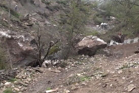 فیلم/ سقوط سنگ در سوادکوه در اولین روز از عید نوروز +جزییات