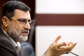 کنایه قاضی‌زاده به همتی درباره ارزش پول ملی