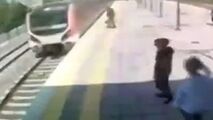 نجات یک زن از خودکشی در ایستگاه مترو