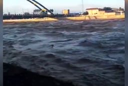 خروش رودخانه «کشکان» لرستان در پی بارش‌های اخیر