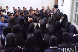 بیانات رهبر انقلاب درباره حضور با ارزش بانوان محجبه در میدان‌های ورزشی!