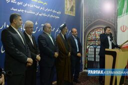 اهدا ء حکم دکتر سعید طلوعی توسط مهندس بازوند استاندار کرمانشاه