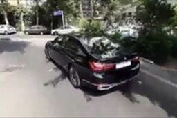 رونمایی از خودروی لاکچری ۶.۵ میلیاردی در دادگاه مدیران سابق بانک مرکزی