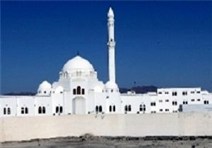 اولین نماز جمعه در تاریخ اسلام