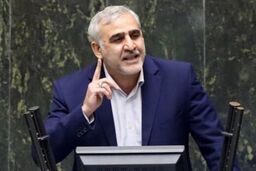 کسانی که مرا تخریب می‌کنند همانهایی هستند که دختران معصوم را نشانه گرفته بودند