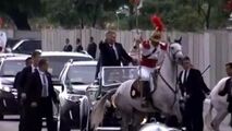 لگدپرانی اسب در مراسم معارفه آقای رئیس‌جمهور