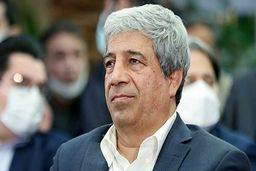 ناراحتی هادی عامل و انتقاد از مجری پس از اهدای کفن به او